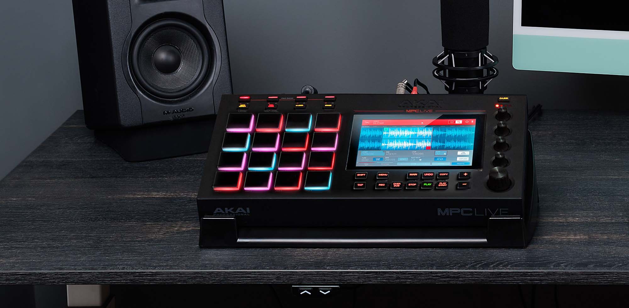 Stand for MPC LIVE Studio